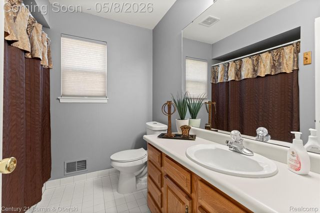 14777 Cavell Street, Livonia, MI 48154