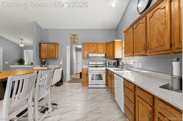 14777 Cavell Street, Livonia, MI 48154