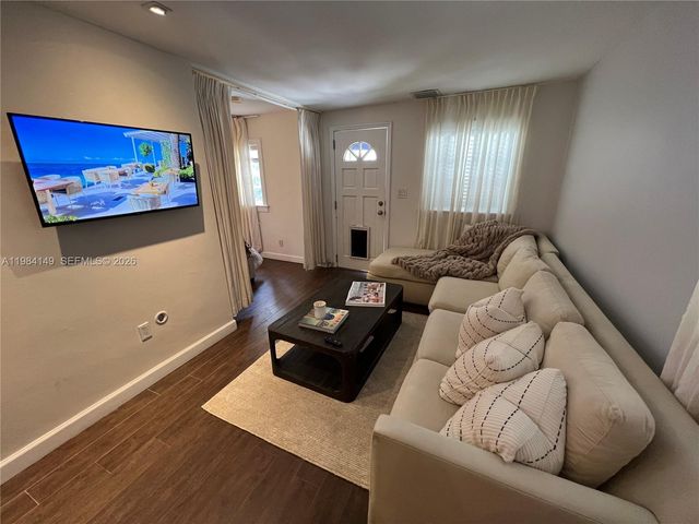 265-B Palm Ave, Miami Beach, FL 33139