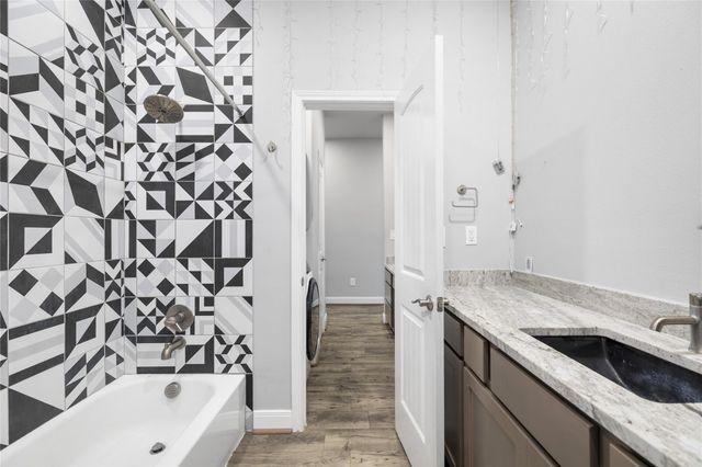 1711 Heritage Lane S, Richmond, TX 77406