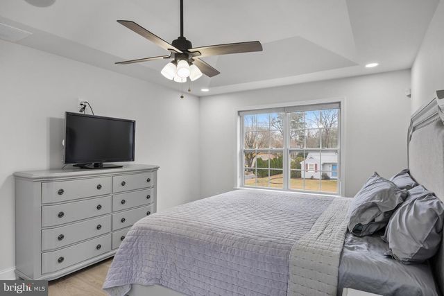 414 BISCHOFF AVE, Hainesport, NJ 08036