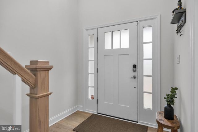 414 BISCHOFF AVE, Hainesport, NJ 08036