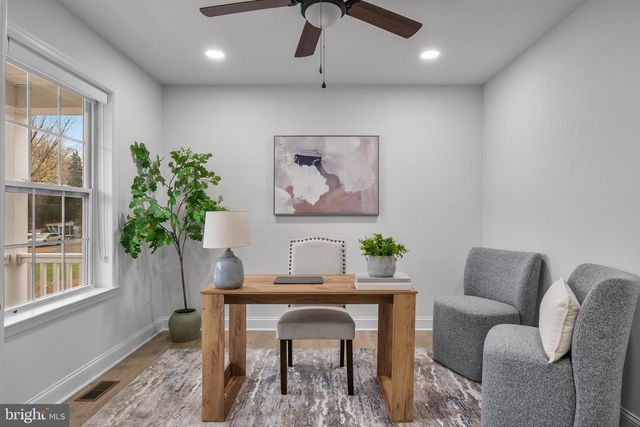 414 BISCHOFF AVE, Hainesport, NJ 08036