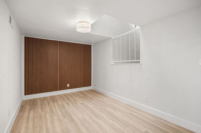 18118 Lakeside Lane, Houston, TX 77058