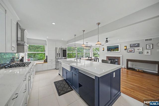 43 Royden Road, Tenafly, NJ 07670