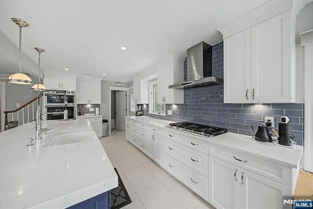 43 Royden Road, Tenafly, NJ 07670