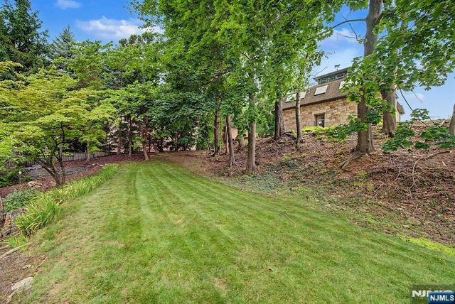 43 Royden Road, Tenafly, NJ 07670