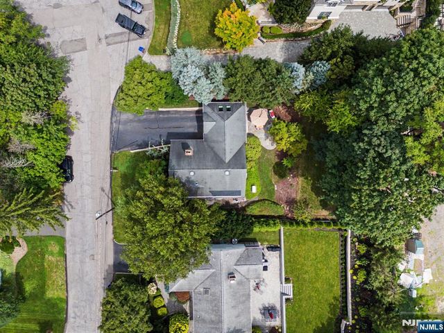 43 Royden Road, Tenafly, NJ 07670