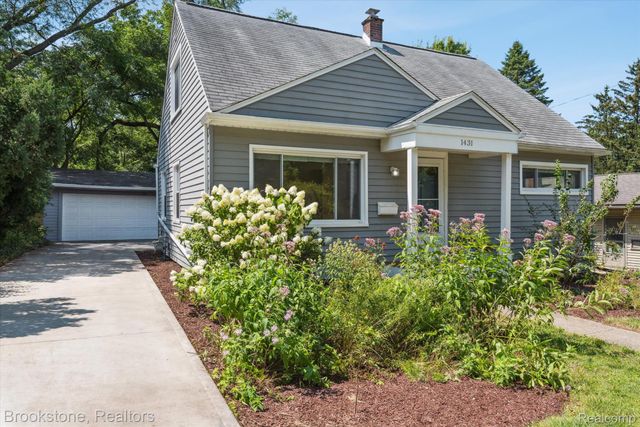1431 Hatcher Crescent, Ann Arbor, MI 48103