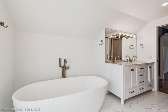 1431 Hatcher Crescent, Ann Arbor, MI 48103