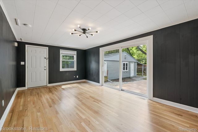 1431 Hatcher Crescent, Ann Arbor, MI 48103