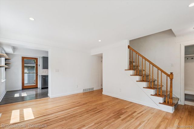 1431 Hatcher Crescent, Ann Arbor, MI 48103