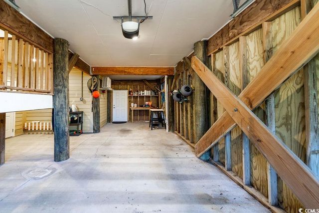 83 Grackle Ln., Pawleys Island, SC 29585