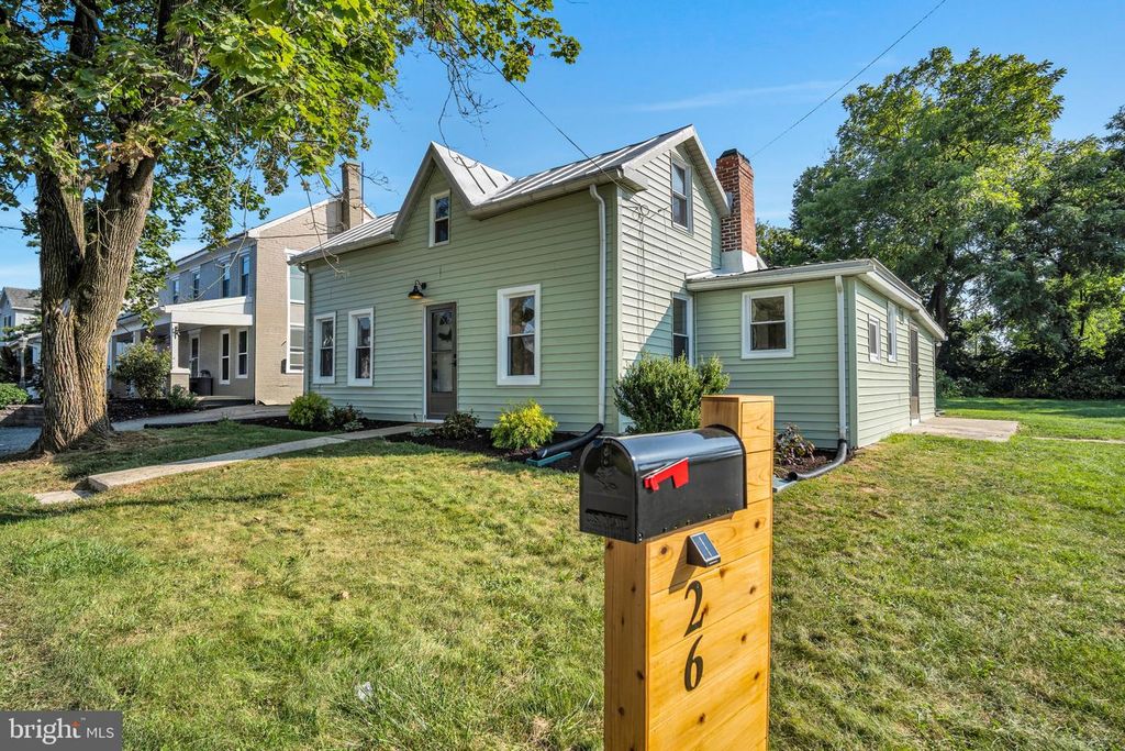 26 MAPLE AVE, Walnut Bottom, PA 17266