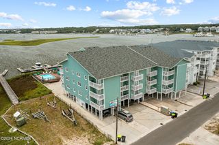 111 Florida Avenue Apt 10, Carolina Beach, NC 28428