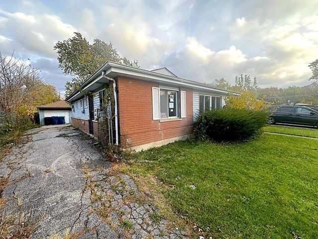 1389 WOODVIEW Avenue, Calumet City, IL 60409
