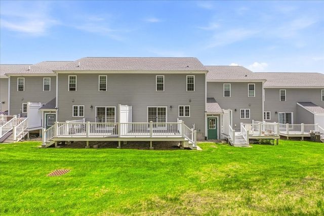 101 Cherry St 8, Plymouth, MA 02360
