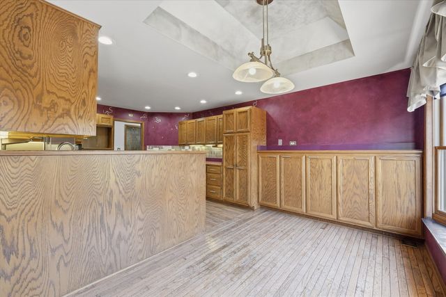 1544 Wayne Drive, Crete, IL 60417