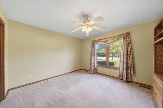 1544 Wayne Drive, Crete, IL 60417
