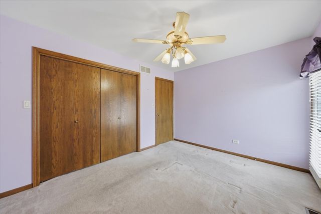 1544 Wayne Drive, Crete, IL 60417