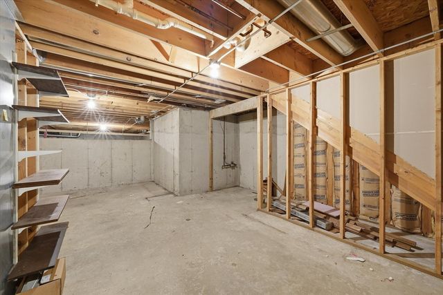 1544 Wayne Drive, Crete, IL 60417