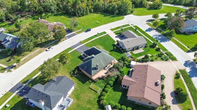 1544 Wayne Drive, Crete, IL 60417