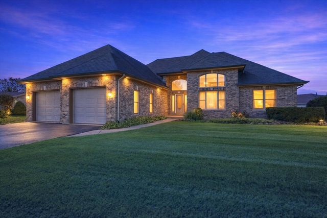 1544 Wayne Drive, Crete, IL 60417
