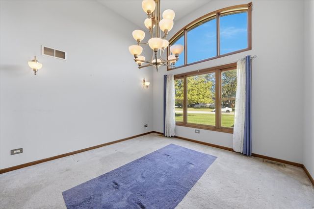 1544 Wayne Drive, Crete, IL 60417