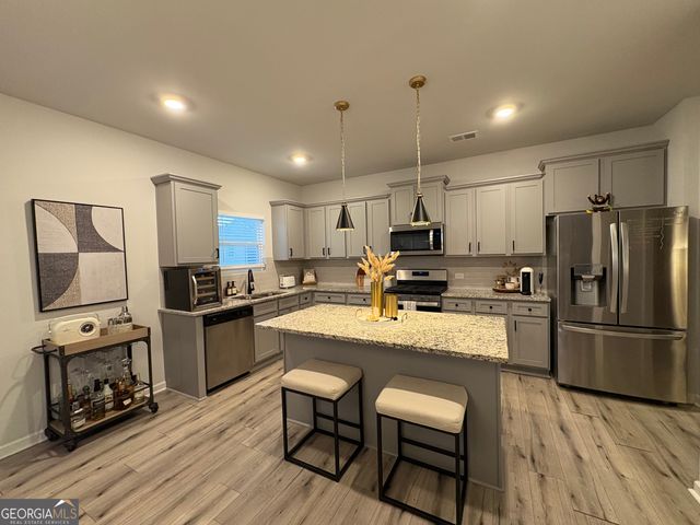 240 Clark Lake Lane, Grayson, GA 30017
