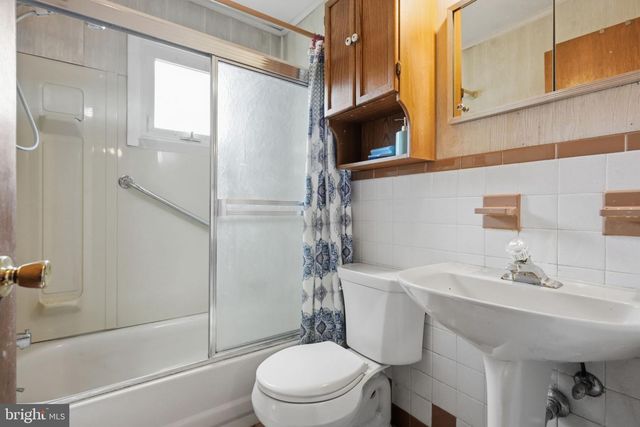 713 W LINCOLN AVE, Magnolia, NJ 08049