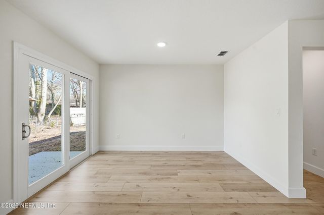 5243 SHENANDOAH Avenue, Jacksonville, FL 32254