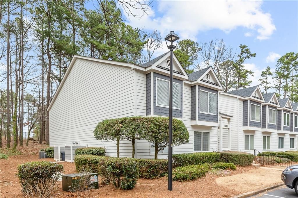 23 Fair Haven SE Way, Smyrna, GA 30080