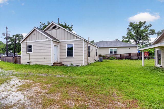428 Van Molan Street, Houston, TX 77022