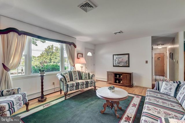1648 DEER PARK RD, Finksburg, MD 21048