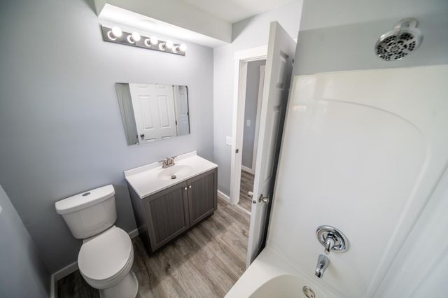 2020 23rd St NW, Rochester, MN 55901