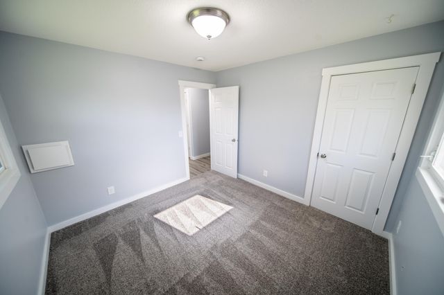 2020 23rd St NW, Rochester, MN 55901