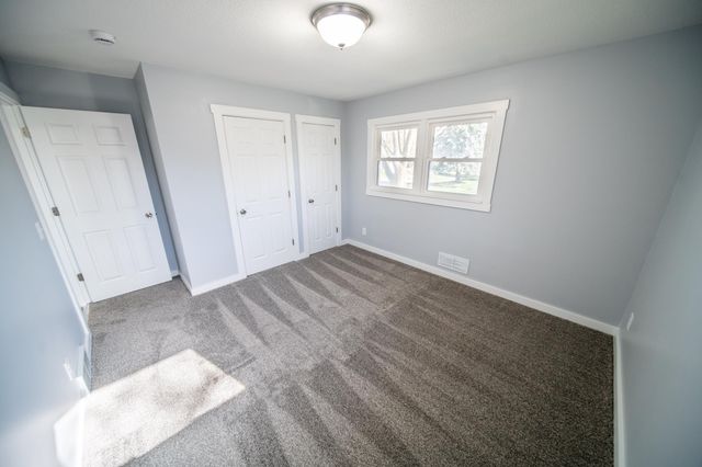 2020 23rd St NW, Rochester, MN 55901