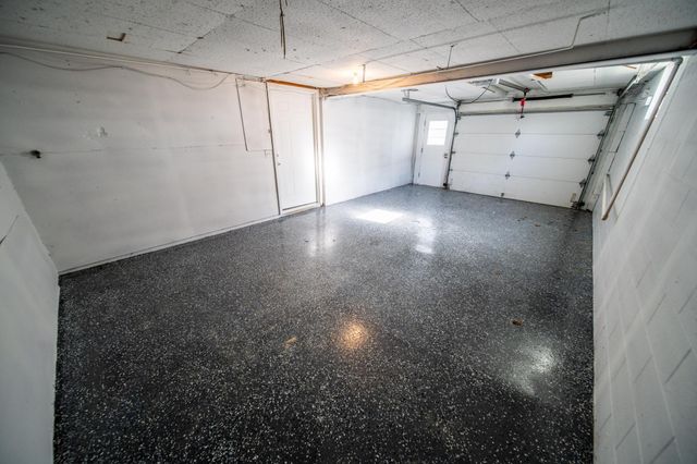 2020 23rd St NW, Rochester, MN 55901