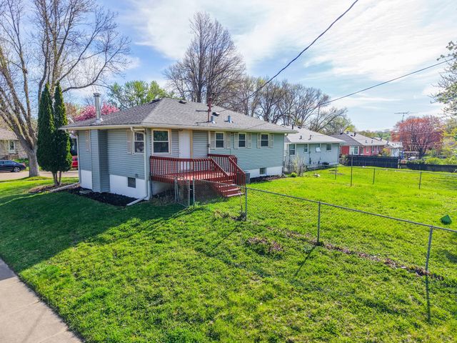 2020 23rd St NW, Rochester, MN 55901