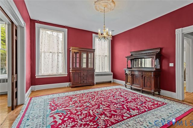 802 S Center St, Ashland, VA 23005