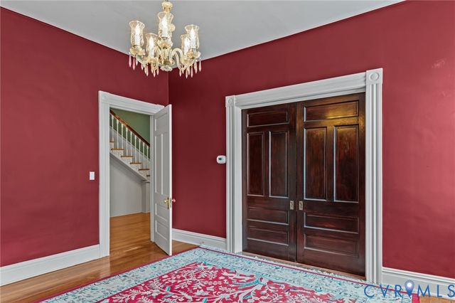 802 S Center St, Ashland, VA 23005
