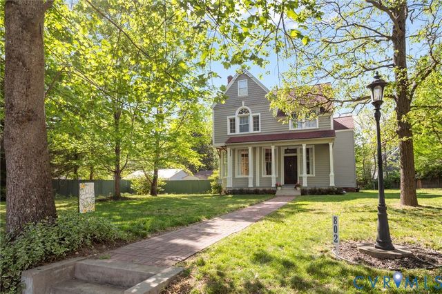 802 S Center St, Ashland, VA 23005