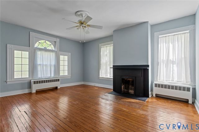802 S Center St, Ashland, VA 23005