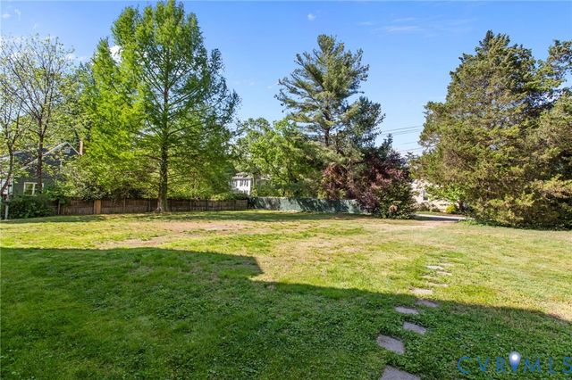 802 S Center St, Ashland, VA 23005