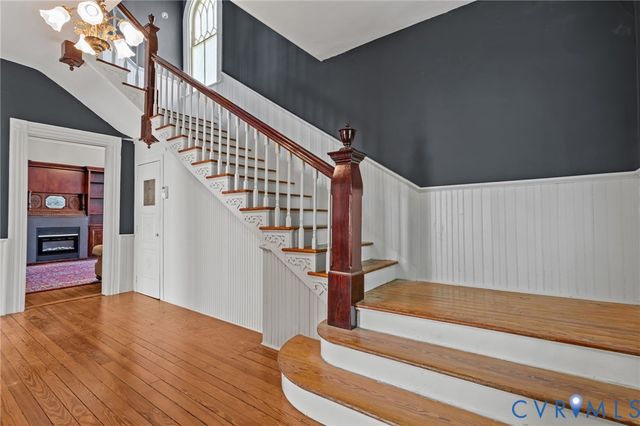 802 S Center St, Ashland, VA 23005