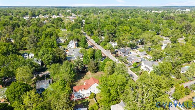 802 S Center St, Ashland, VA 23005