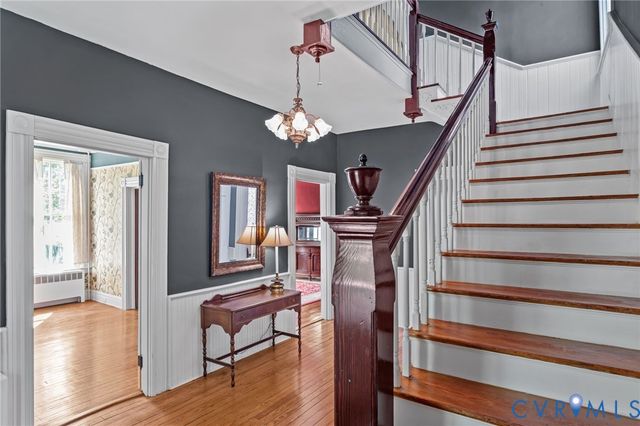 802 S Center St, Ashland, VA 23005