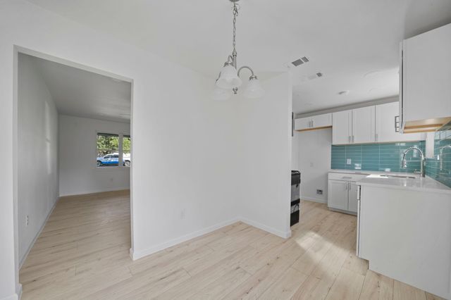615 Johnson Drive, Duncanville, TX 75116