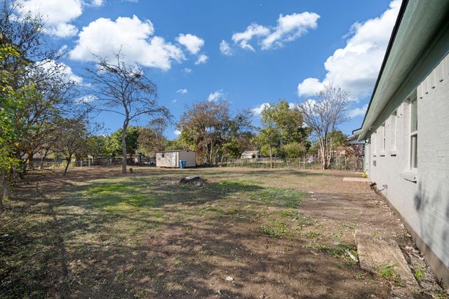 615 Johnson Drive, Duncanville, TX 75116
