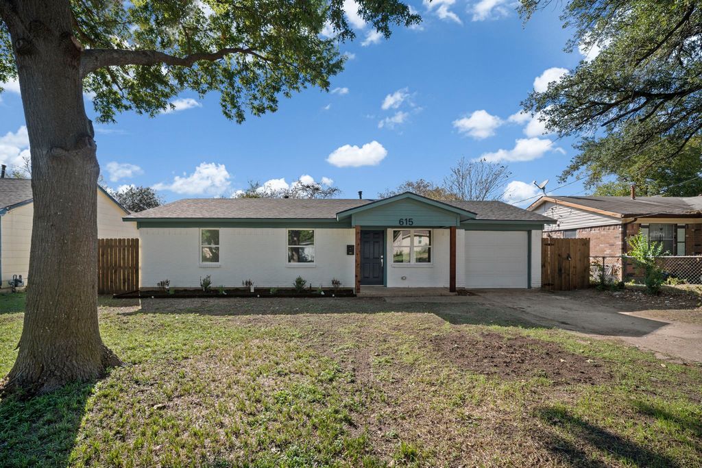 615 Johnson Drive, Duncanville, TX 75116